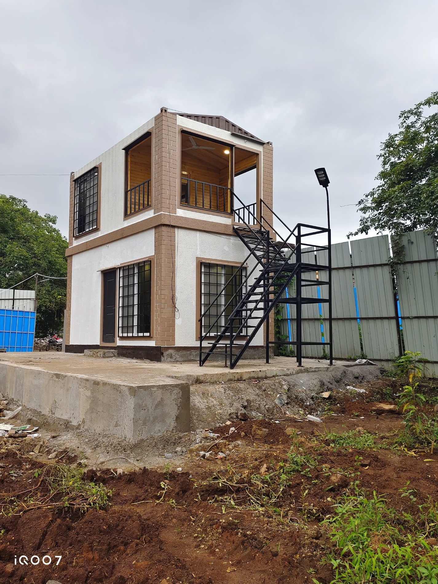 FARMHOUSE SAMPLE - 7